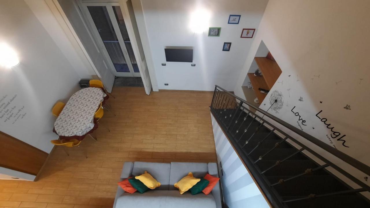 White Home Quartieri Spagnoli Наполи Екстериор снимка