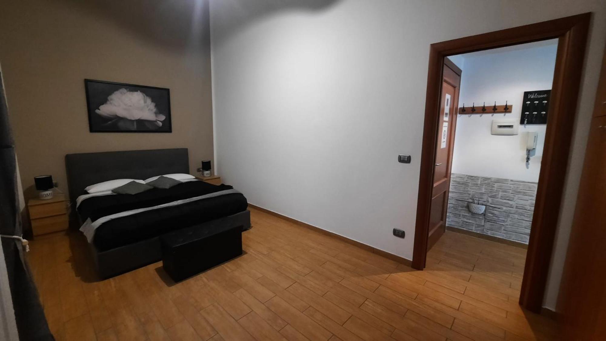 White Home Quartieri Spagnoli Наполи Екстериор снимка