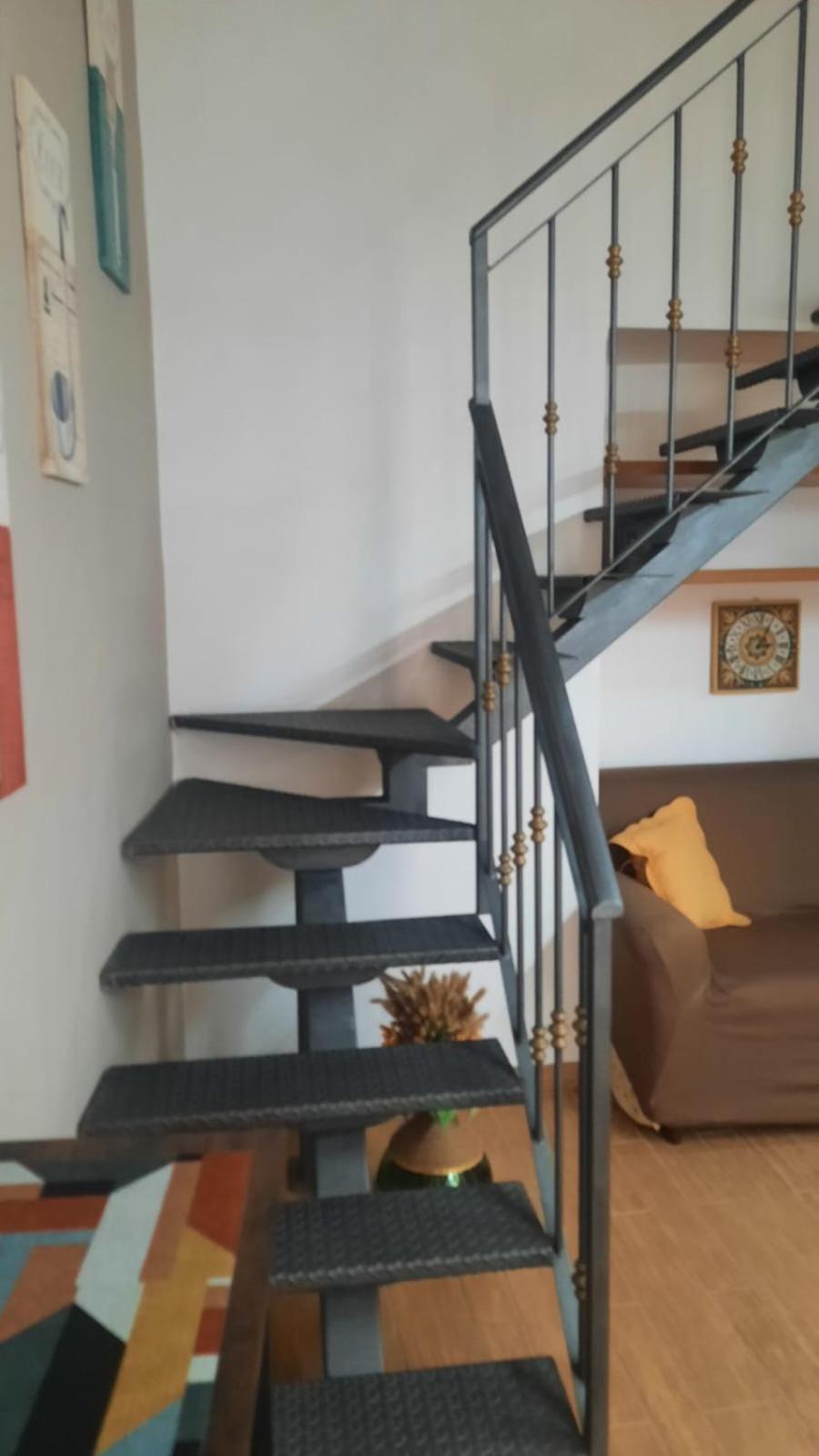 White Home Quartieri Spagnoli Наполи Екстериор снимка